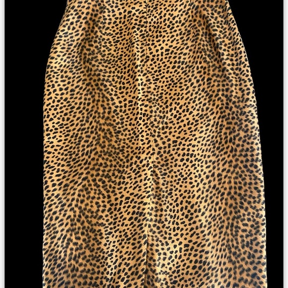 VTG. Moshchino Cheetah Faux Fur Skirt - Picture 5 of 9